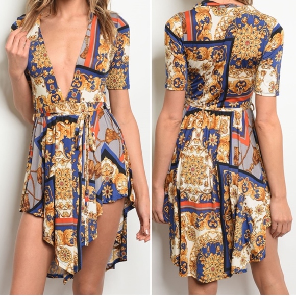 2 LEFT! CREAM ROYAL DRESS - Picture 2 of 8